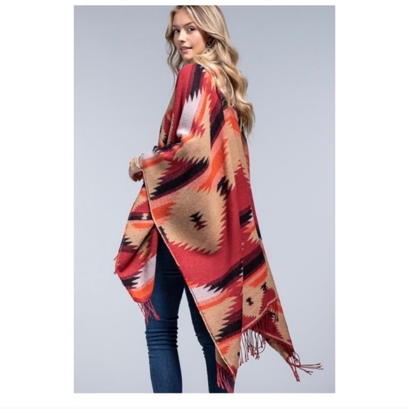 💥SOLD OUT 💥RUGGINE WESTERN PRINT RUANA PONCHO-NEW - Picture 3 of 6